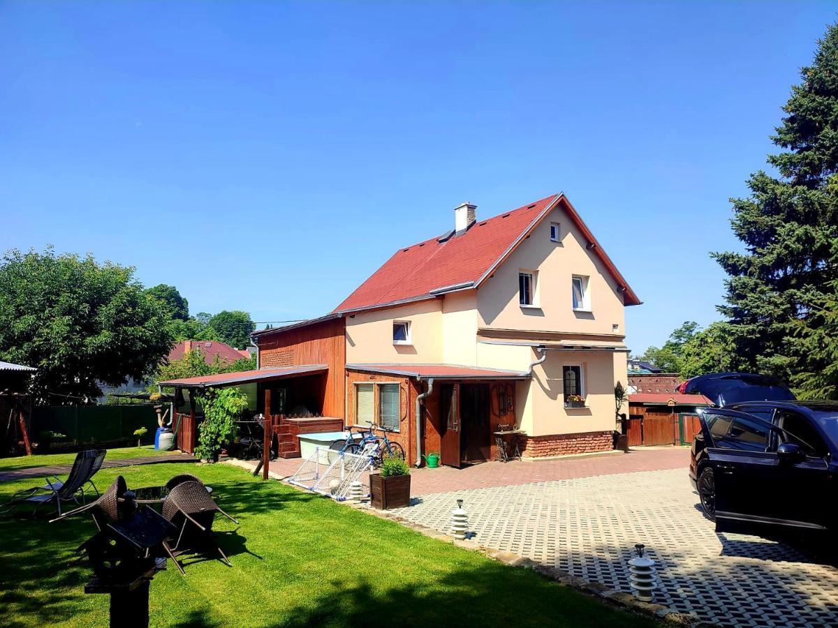 Ubytovani U Rybnicka Villa Arnoltice u Decina Buitenkant foto