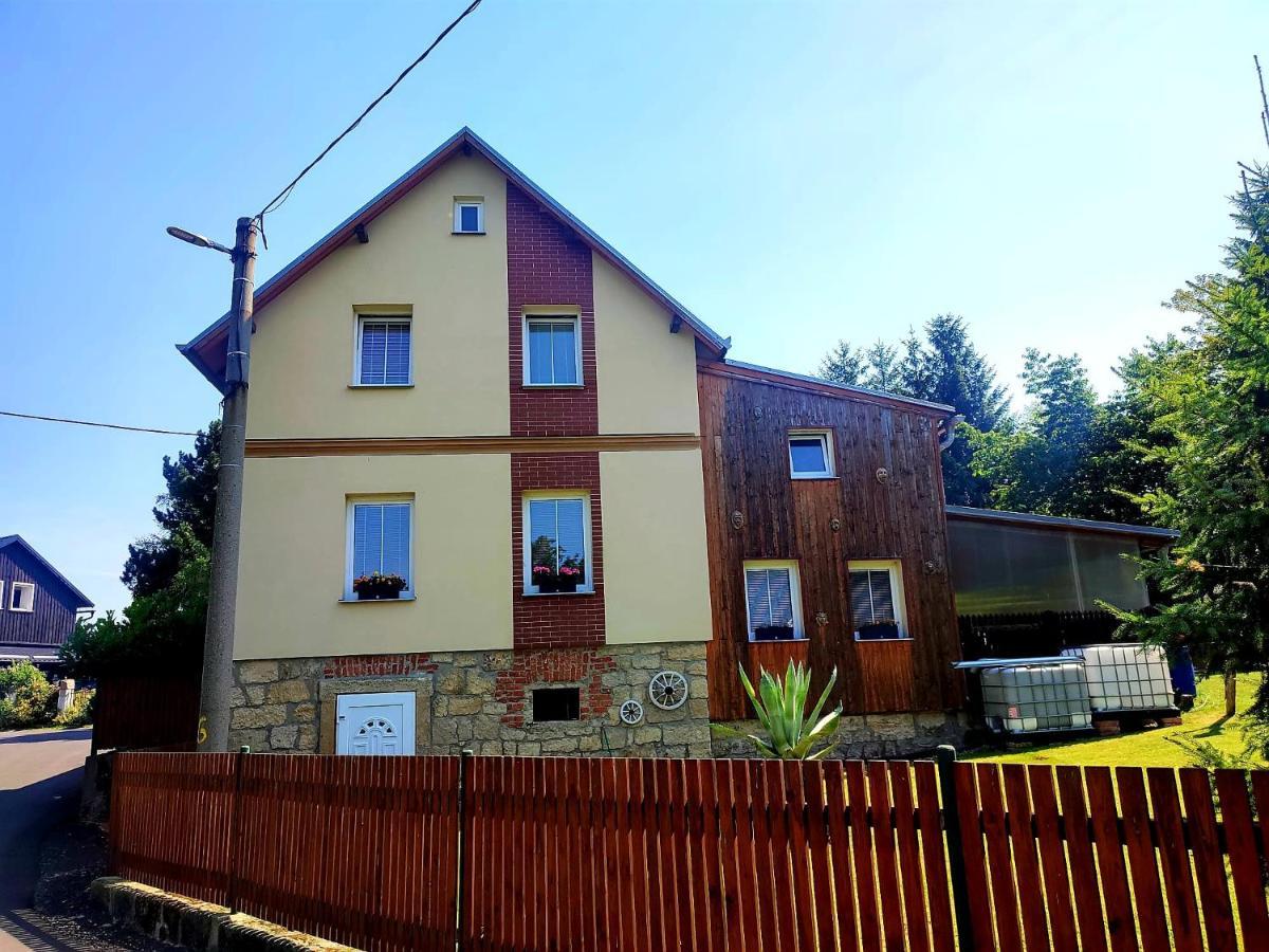 Ubytovani U Rybnicka Villa Arnoltice u Decina Buitenkant foto