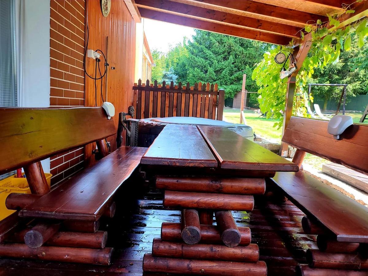 Ubytovani U Rybnicka Villa Arnoltice u Decina Buitenkant foto